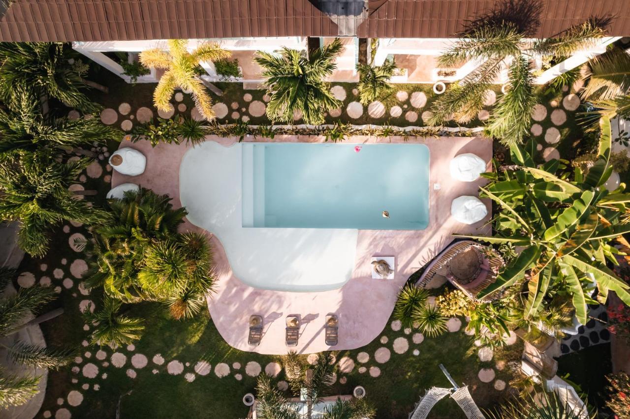 Hotel La Isla Bonita Gili Air Exterior foto
